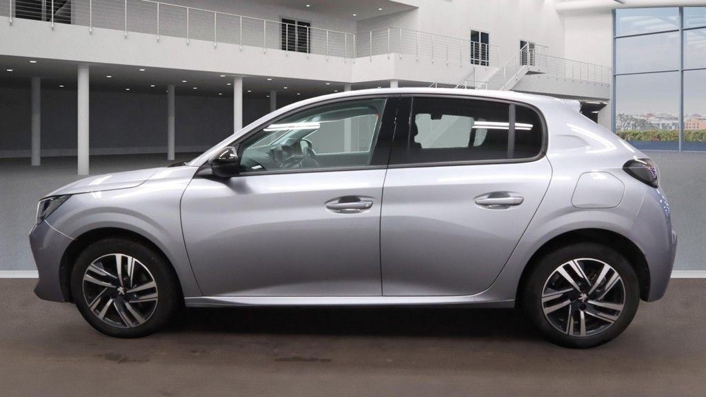 Used Peugeot 208 2023 for sale - 77009791: Photo 6