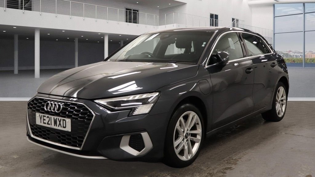 Used Audi A3 2021 for sale - 76582622: Photo 2