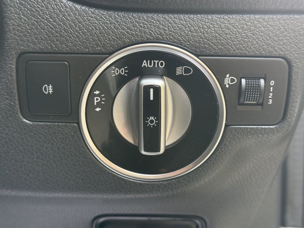 Used Mercedes-Benz GLA 2018 for sale - 76234379: Photo 24