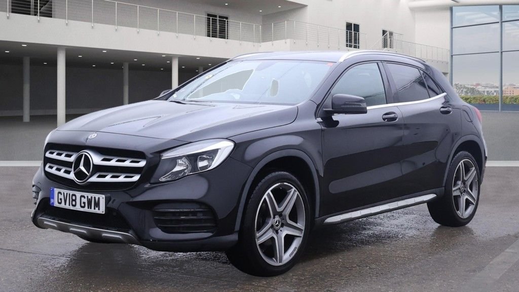 Used Mercedes-Benz GLA 2018 for sale - 76333585: Photo 2