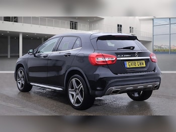 Used Mercedes-Benz GLA 2018 for sale - 76333585: Photo