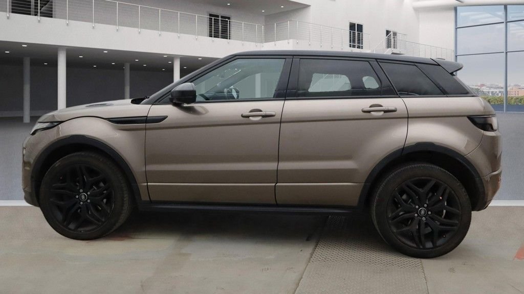 Used Land Rover Range Rover Evoque 2017 for sale - 77990740: Photo 12