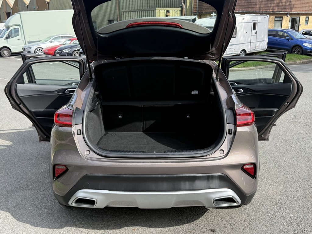 Used Kia XCeed 2020 for sale - 76234450: Photo 18