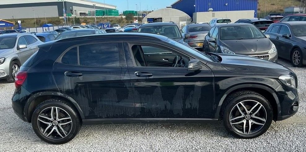 Used Mercedes-Benz GLA 2018 for sale - 77806216: Photo 2