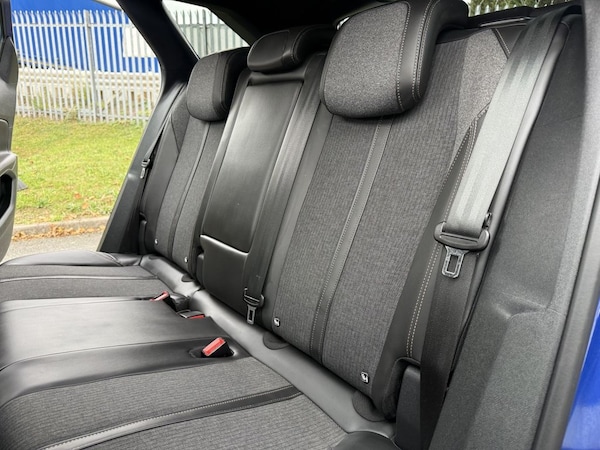 Used Peugeot 3008 2018 for sale - 76234443: Photo 14