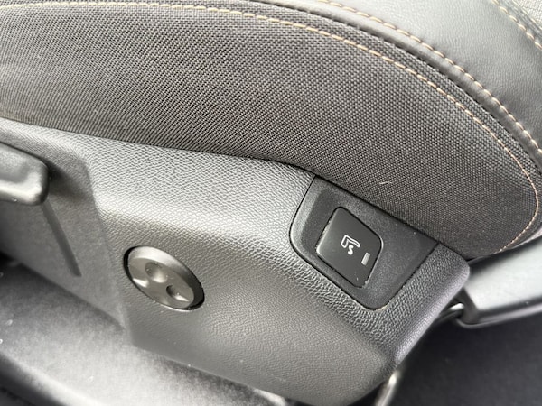 Used Peugeot 3008 2018 for sale - 76234443: Photo 26