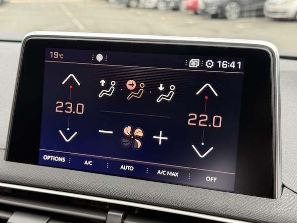 Used Peugeot 3008 2018 for sale - 76234443: Photo 37