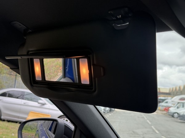 Used Peugeot 3008 2018 for sale - 76234443: Photo 39