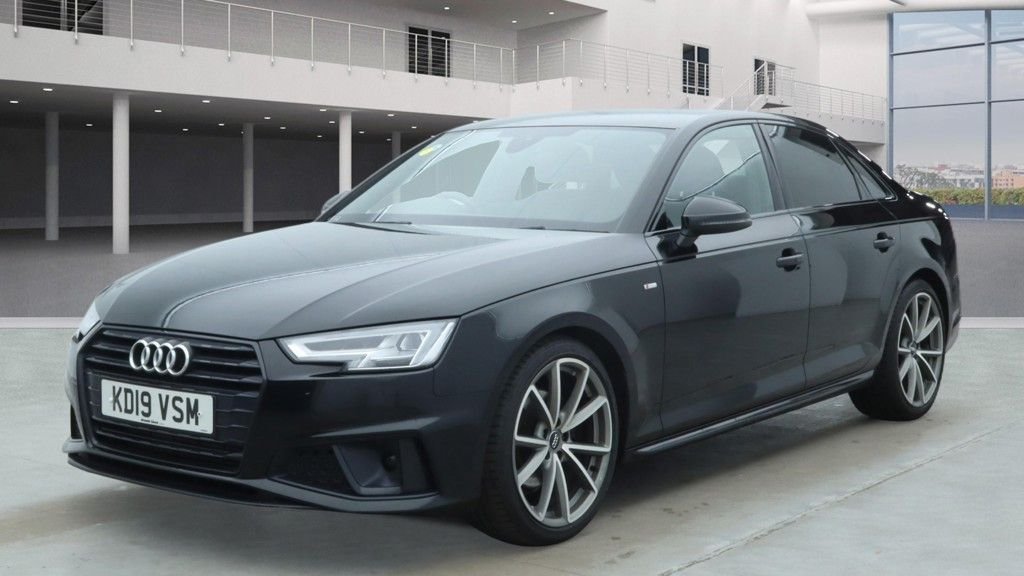 Used Audi A4 2019 for sale - 77009646: Photo 2