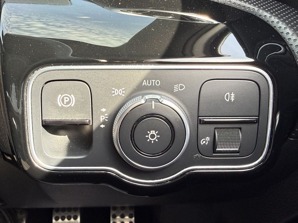 Used Mercedes-Benz A-Class 2020 for sale - 76168168: Photo 15