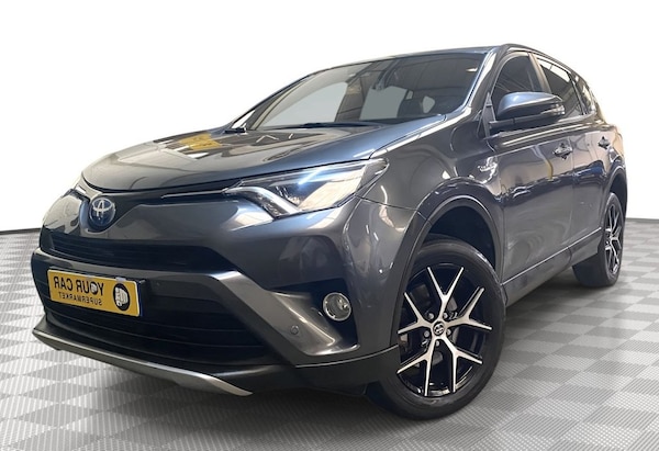 Used Toyota RAV4 2018 for sale - 76234358: Photo 3