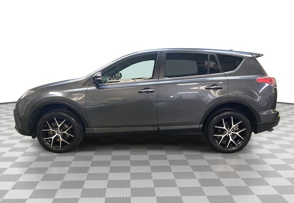 Used Toyota RAV4 2018 for sale - 76234358: Photo 5