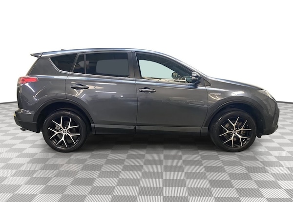 Used Toyota RAV4 2018 for sale - 76234358: Photo 6