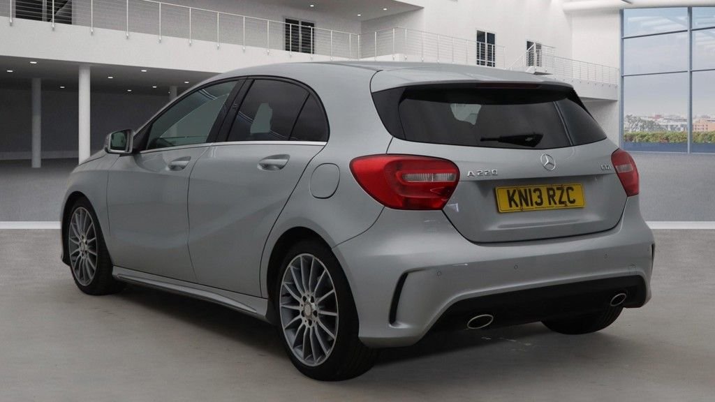 Used Mercedes-Benz A-Class 2013 for sale - 77936999: Photo 3