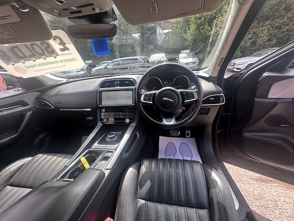 Used Jaguar F-Pace 2019 for sale - 76234391: Photo 11