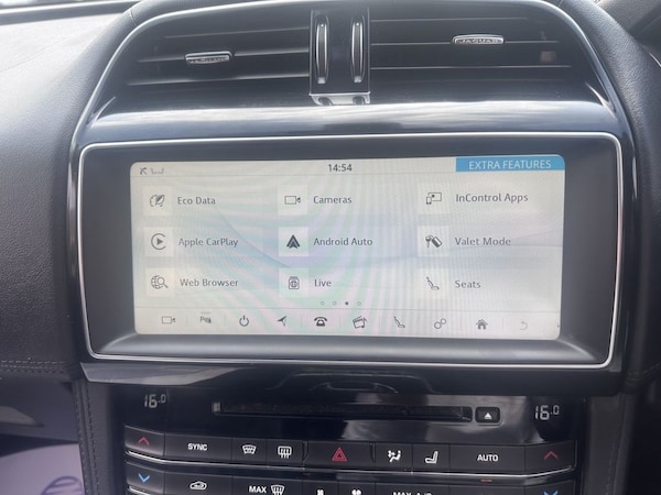 Used Jaguar F-Pace 2019 for sale - 76234391: Photo 28
