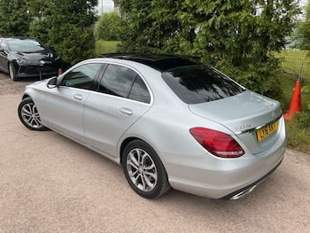 Used Mercedes-Benz C Class 2016 for sale - 79655789: Photo