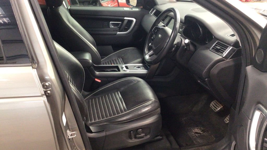 Used Land Rover Discovery Sport 2017 for sale - 77241684: Photo 15