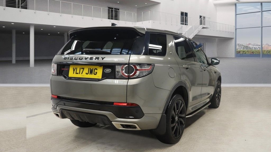 Used Land Rover Discovery Sport 2017 for sale - 77241684: Photo 4