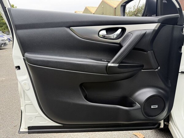 Used Nissan Qashqai 2018 for sale - 76234270: Photo 16