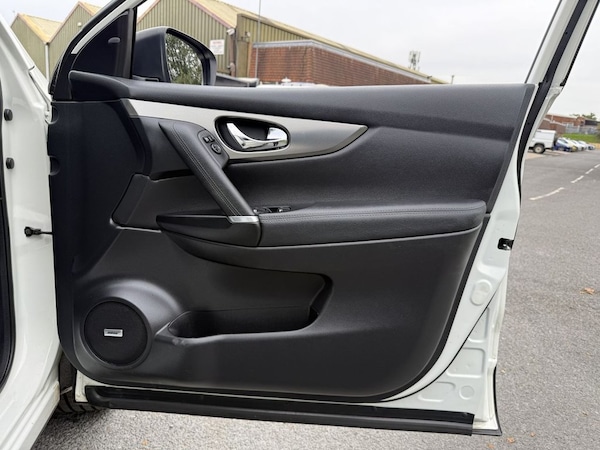 Used Nissan Qashqai 2018 for sale - 76234270: Photo 20
