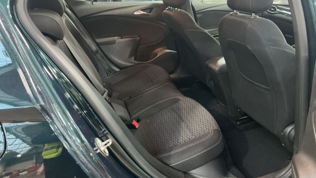 Used Vauxhall Astra 2017 for sale - 78082380: Photo 14