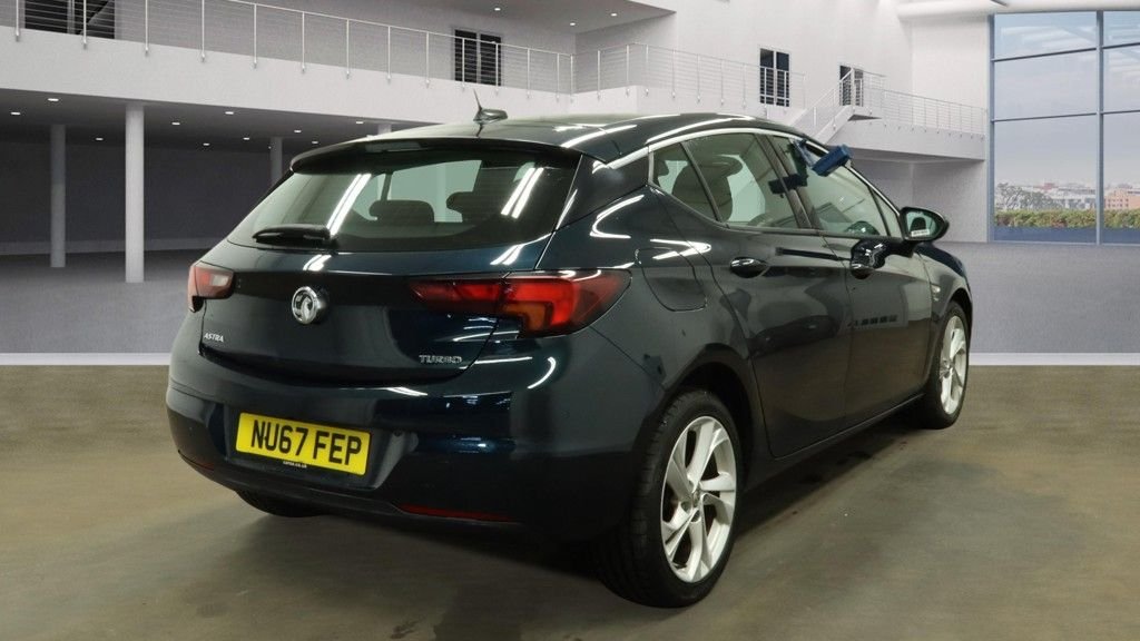 Used Vauxhall Astra 2017 for sale - 78082380: Photo 4