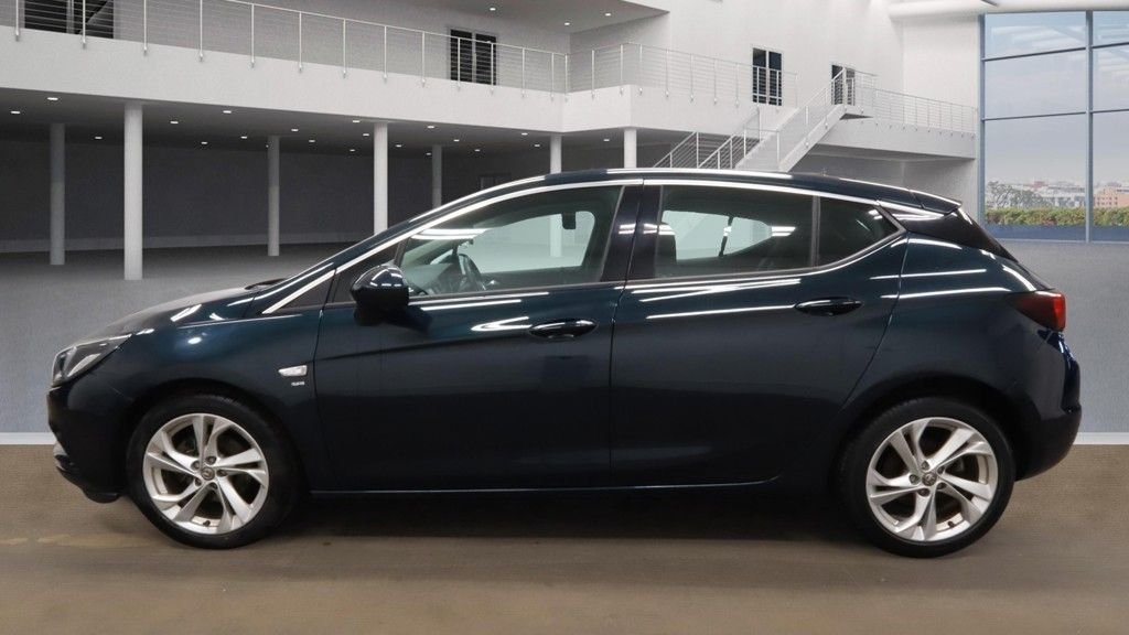 Used Vauxhall Astra 2017 for sale - 78082380: Photo 6