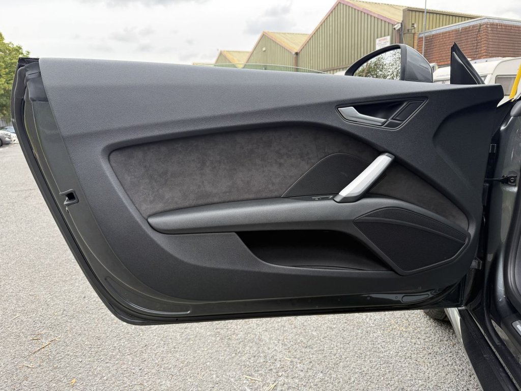 Used Audi TT 2016 for sale - 76356300: Photo 16