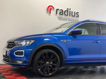 Used Volkswagen T-Roc 2021 for sale - 76260788: Photo