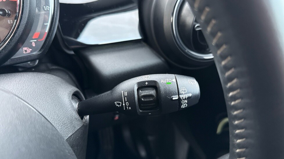 Used MINI Hatch 2022 for sale - 76244508: Photo 32