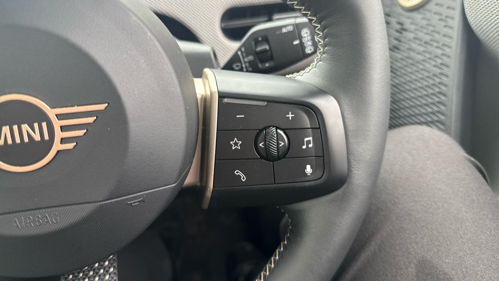 Used MINI Cooper 2024 for sale - 76539852: Photo 18