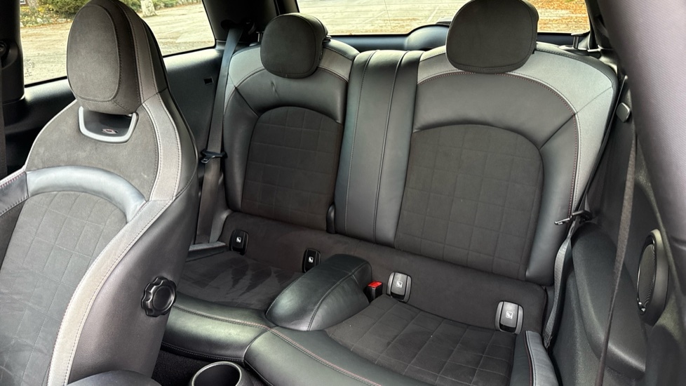 Used MINI Hatch 2022 for sale - 76297329: Photo 12