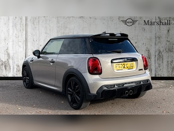 Used MINI Hatch 2022 for sale - 76297329: Photo