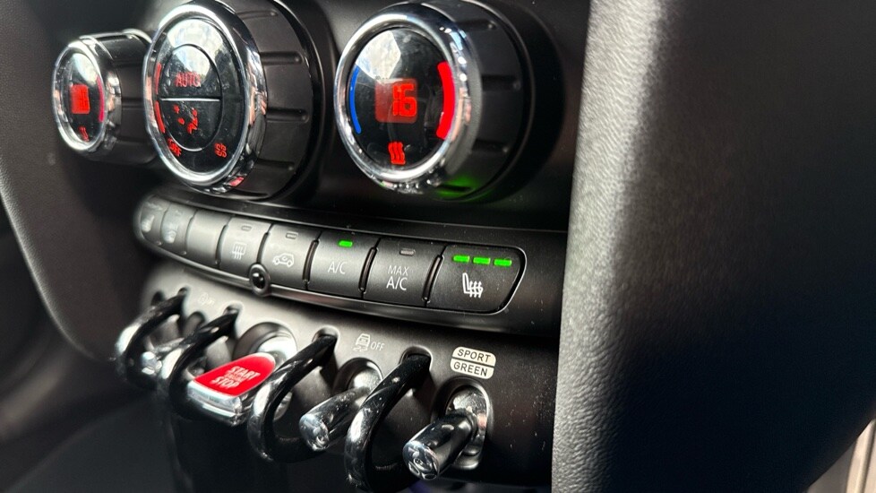 Used MINI Hatch 2022 for sale - 76297329: Photo 31