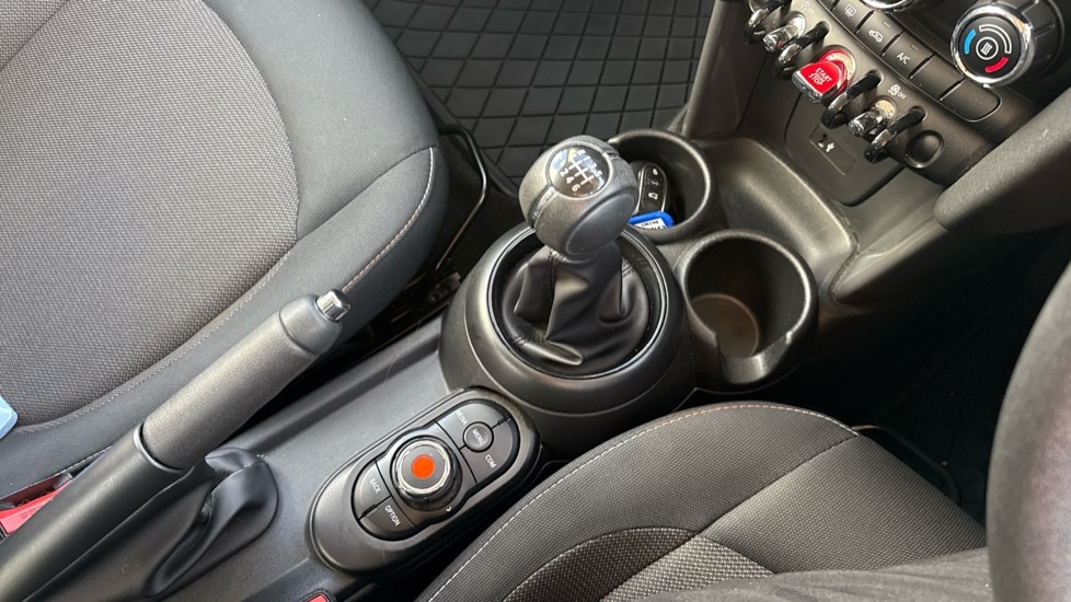 Used MINI Hatch 2019 for sale - 76788331: Photo 10