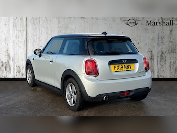Used MINI Hatch 2019 for sale - 76788331: Photo