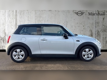 Used MINI Hatch 2019 for sale - 76788331: Photo