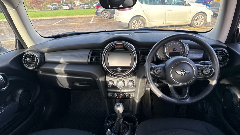 Used MINI Hatch 2019 for sale - 76788331: Photo 4