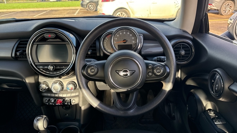 Used MINI Hatch 2019 for sale - 76788331: Photo 5