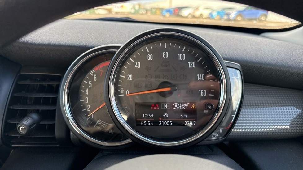 Used MINI Hatch 2019 for sale - 76788331: Photo 9