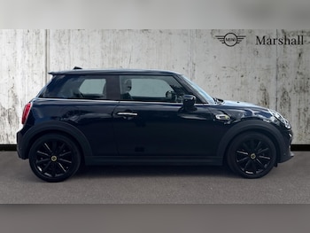 Used MINI Hatch 2021 for sale - 75629735: Photo