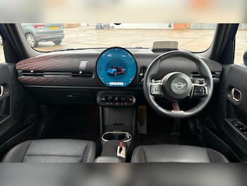 Used MINI Cooper 2024 for sale - 76704405: Photo