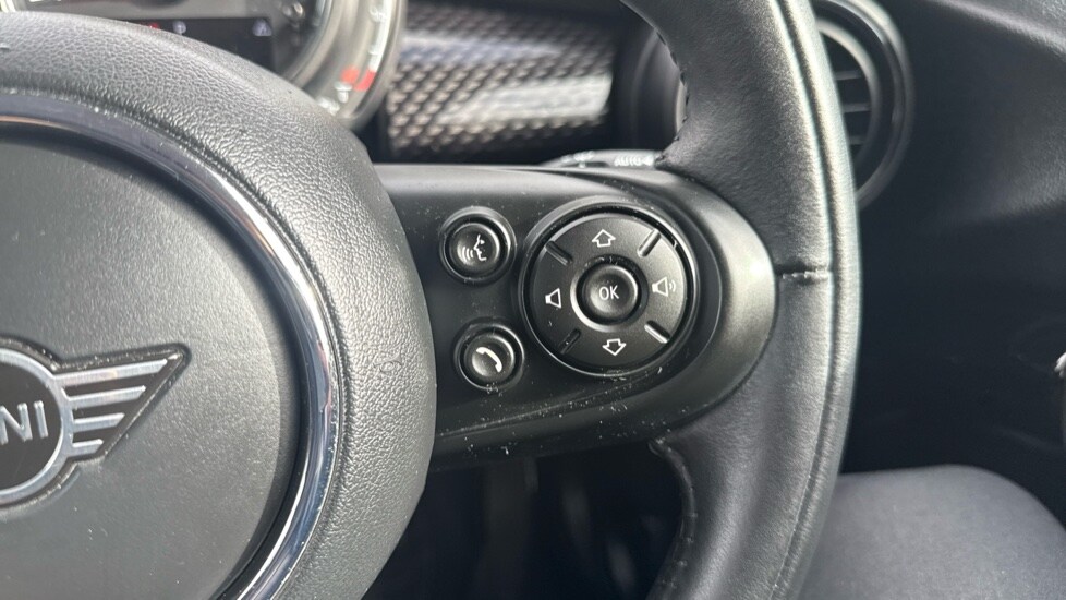 Used MINI Hatch 2018 for sale - 75722348: Photo 18