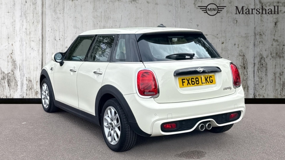 Used MINI Hatch 2018 for sale - 75722348: Photo 2