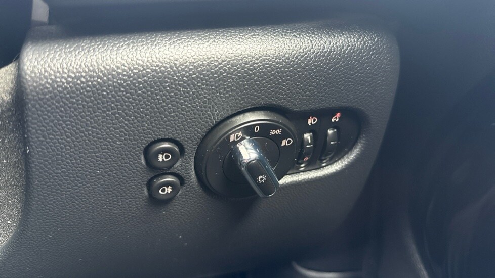 Used MINI Hatch 2018 for sale - 75722348: Photo 33