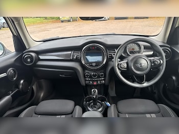 Used MINI Hatch 2018 for sale - 75722348: Photo