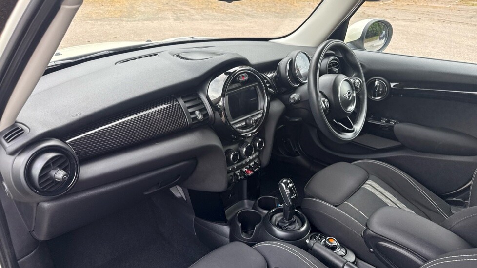 Used MINI Hatch 2018 for sale - 75722348: Photo 7