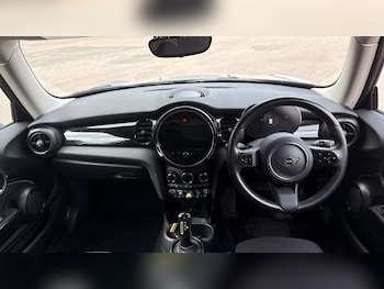 Used MINI Hatch 2021 for sale - 75629490: Photo