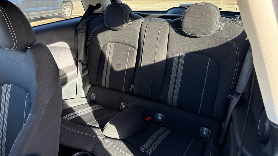 Used MINI Hatch 2023 for sale - 76552562: Photo 12